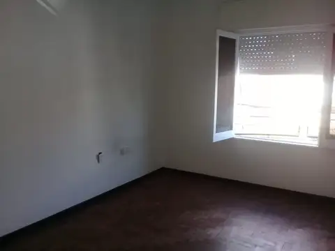 Depto Tipo Casa en Alquiler de 3 ambientes