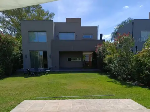VENTA CASA 5 AMB HARAS MARIA VICTORIA MORENO