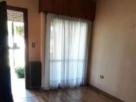 Casa en Venta en Los Hornos, USD 95.000