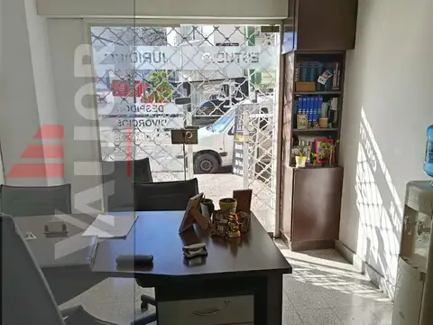 Local en Alquiler en Villa Urquiza, $ 700.000