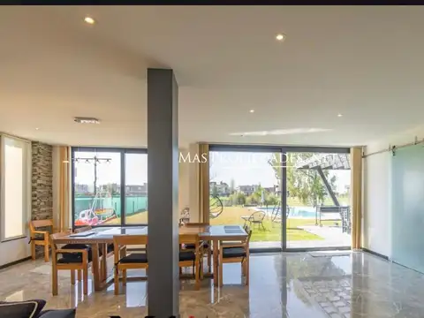 Venta Casa en Terralagos 4 Dormitorios Canning