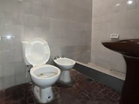 REMAX OFRECE CASA Y DEPTO EN MAIPU ,EXCELENTE ZONA