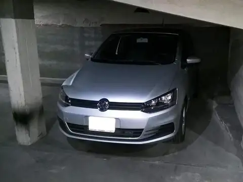 Cochera en excelente ubicación Suarez y Montes de Oca