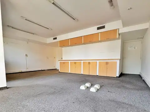 Oficina en Venta al Este