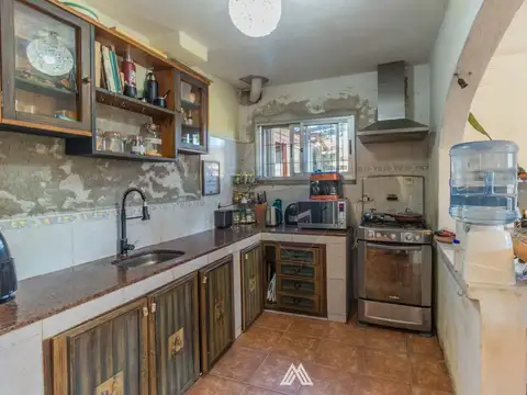 Casa en Venta con 1 cochera