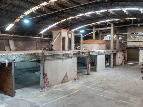 Galpon en Venta en Billinghurst, USD 750.000