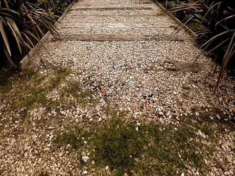 VENTA O PERMUTA  | CASA DE ESTILO | ARENAS DEL SUR