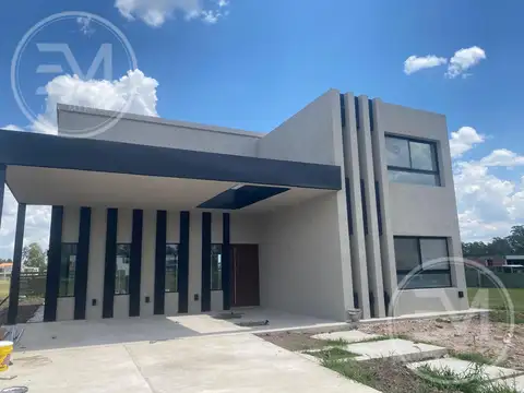Casa en Venta en Canning Chico, USD 399.000