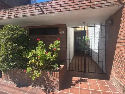 CASA 5 AMBIENTES VENTA LUGANO