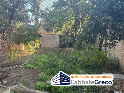 Galpon en Venta 37,78  mts Fondo