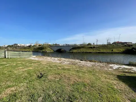 Terreno en Venta de 858,0 m2