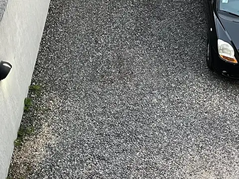 VENTA COCHERA DESCUBIERTA EN LOMAS DEL MIRADOR