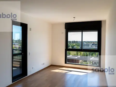 Av. L. Miglierini 846