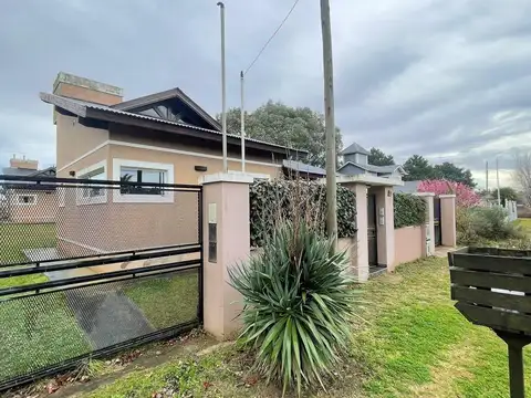 VENTA DE CASAS EN BARRIO SAN RAFAEL - IDEAL VIVIENDA PERMANENTE 