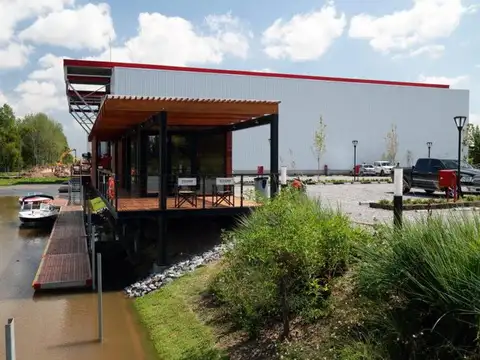 Cama náutica 18 pies en guardería náutica Delta Marina