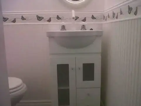 Depto Tipo Casa 4 ambientes con 3 baños