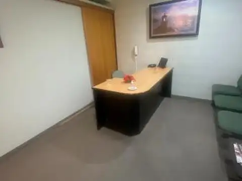 Oficina en Venta 20 años