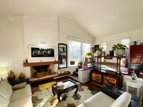 Casa 3 ambientes con 2 baños