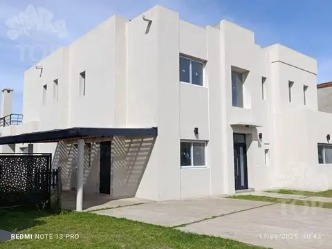 Casa en El Canton - Norte