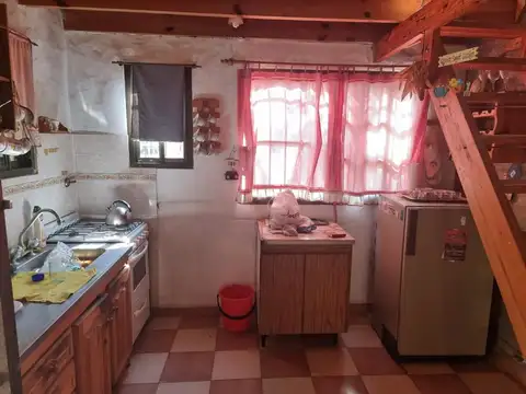Casa 4 ambientes con 1 baño