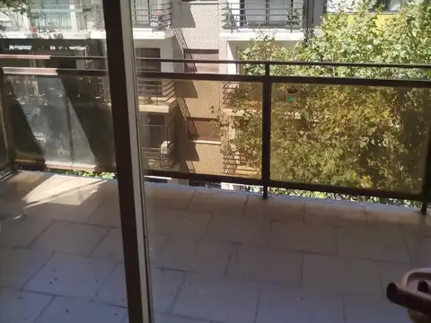 Alquiler 3 Ambientes, al frente con balcón