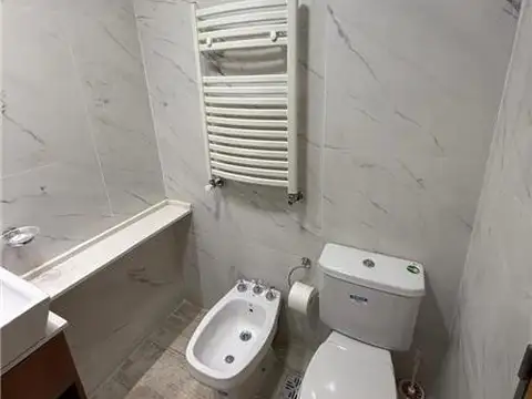 Departamento en Alquiler con 1 cocheras