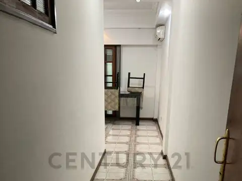 Av Gral San Martin 200, Piso 0