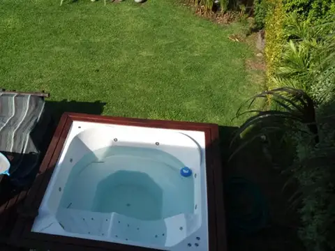 Casa 4 ambientes con 3 baños