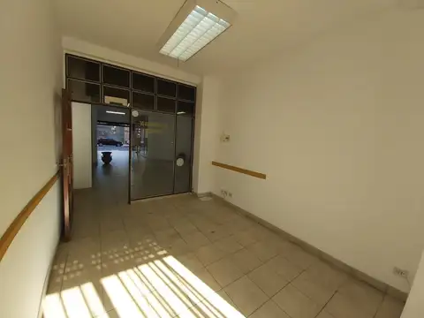 Local de Negocio en galería en Alquiler en San Martin Centro