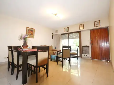 Depto Tipo Casa en Venta con 3 cocheras