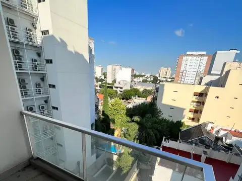 Departamento 2 Ambientes Sobre Boulevar De Villa Luro