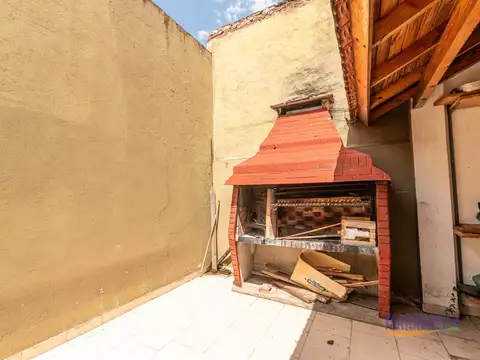 Depto Tipo Casa en Venta 20 años