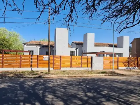 SALDAN - 3 UNIDADES  2 DORM 2 B - PATIO - EXCELENTE