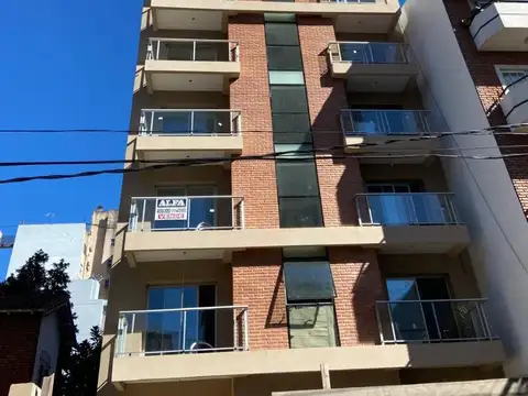 EXCELENTES SEMI - PISOS DE 3 AMBIENTES EN CONSTRUCCION EN SGTO CABRAL 49- R. MEJIA