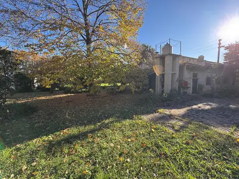 Casa quinta en venta con gran lote en General Rodríguez