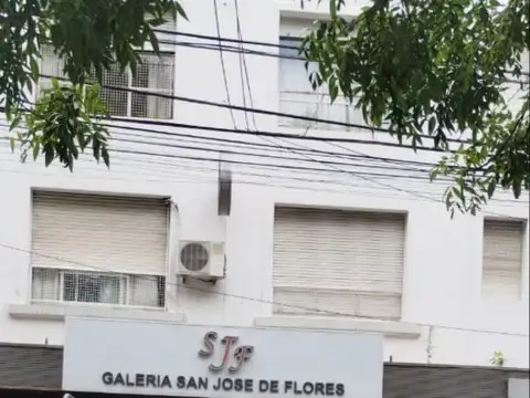 LOCAL COMERCIAL EN VENTA AV. RIVADAVIA 6800