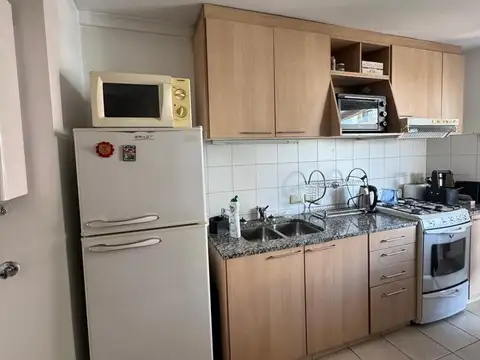Departamento en Alquiler con 1 cocheras