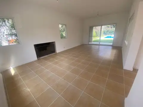 Casa en Venta en Saint Matthews, USD 390.000