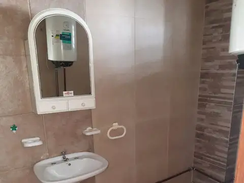 Local en alquiler a pasos de San Martín.