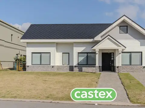 Casa  en venta en Terralagos, Canning