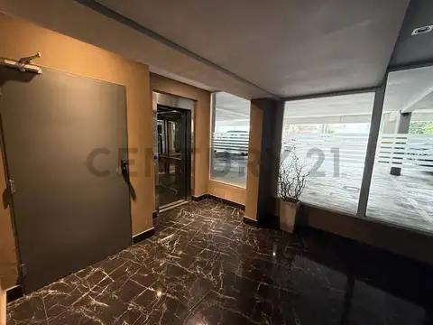 José Pedro Varela 3200, Piso 0