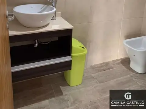 Local en Alquiler en El Palomar, $ 1.100.000