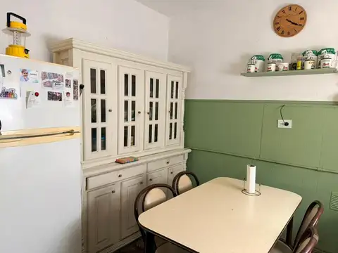 CASA EN VENTA EN RINGUELET 2 DORMITORIOS