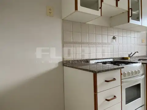 Departamento en Alquiler con 1 cocheras