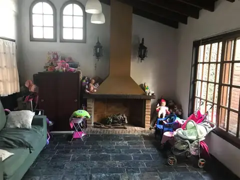 Casa en Venta en Munro, USD 319.000