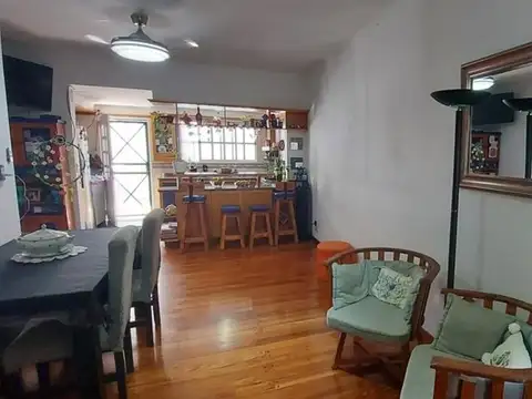 Venta de Duplex 4 ambientes C/cochera en Devoto