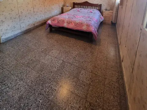 Departamento En Venta De 3 Ambientes  A Metros De 197 -en José C.paz