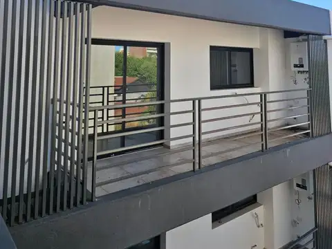 Departamento en Venta con 2 cocheras