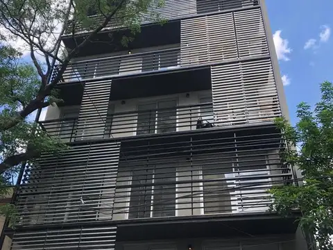 VENTA - DEPARTAMENTO -  3 AMBIENTES - ALMAGRO - CON BALCON