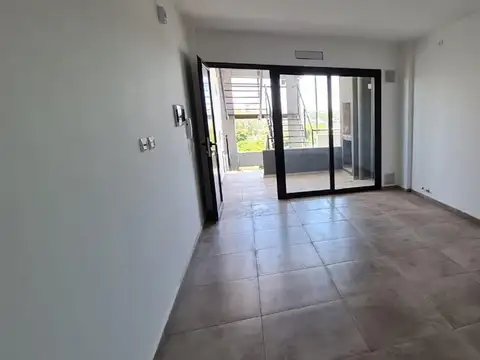 Departamento en Venta en Lomas De San Martin, USD 38.000